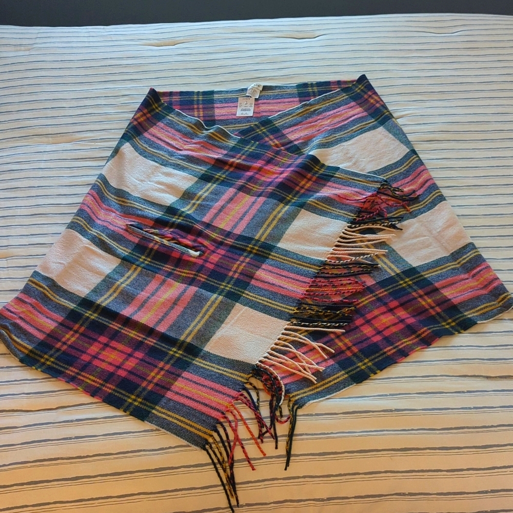 BNWT JCrew cape with armholes. One size fits all.